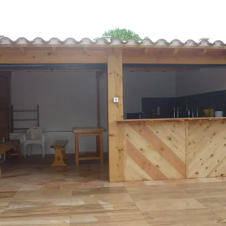 Bed and breakfast Au Pin Parasol Vauvert